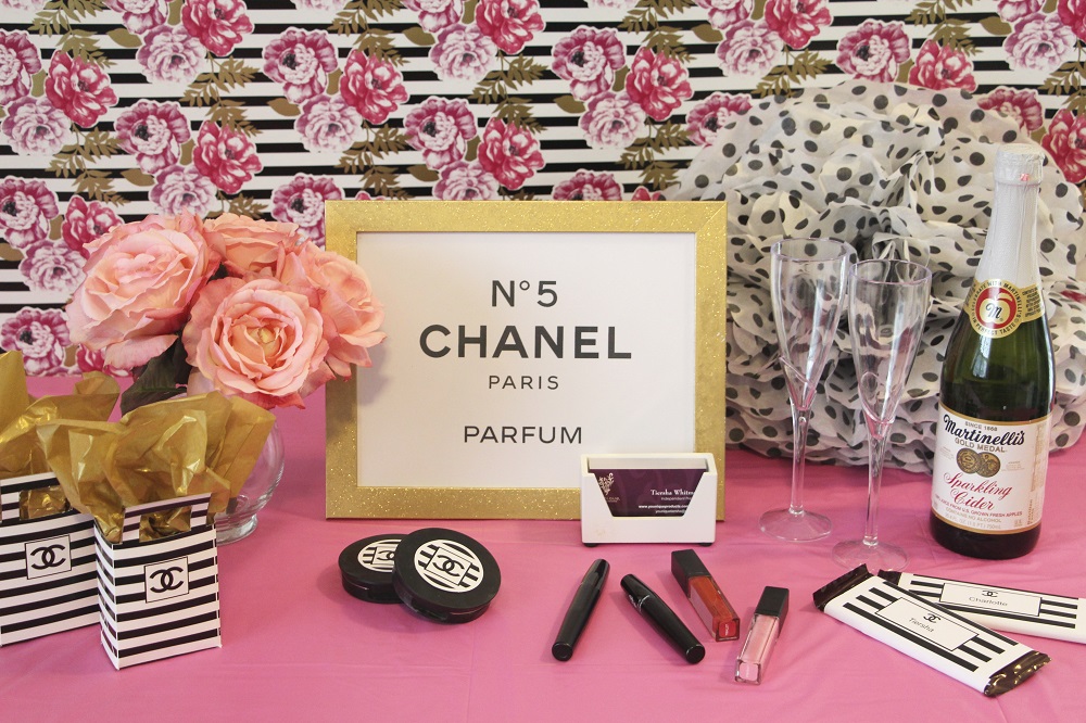Chanel Wine Glass  Coco chanel birthday party, Chanel birthday party,  Chanel decor